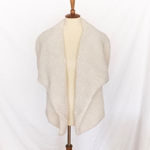 ANA Sherpa Fleece Vest